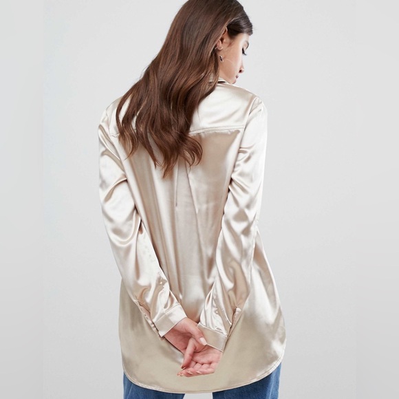 PrettyLittleThing Satin Effect Button Down Blouse In Champagne Size Medium - Picture 2 of 14